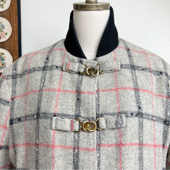 1960s Wool Sun N Sno Plaid Ski Jacket - Picture 2 of 12
